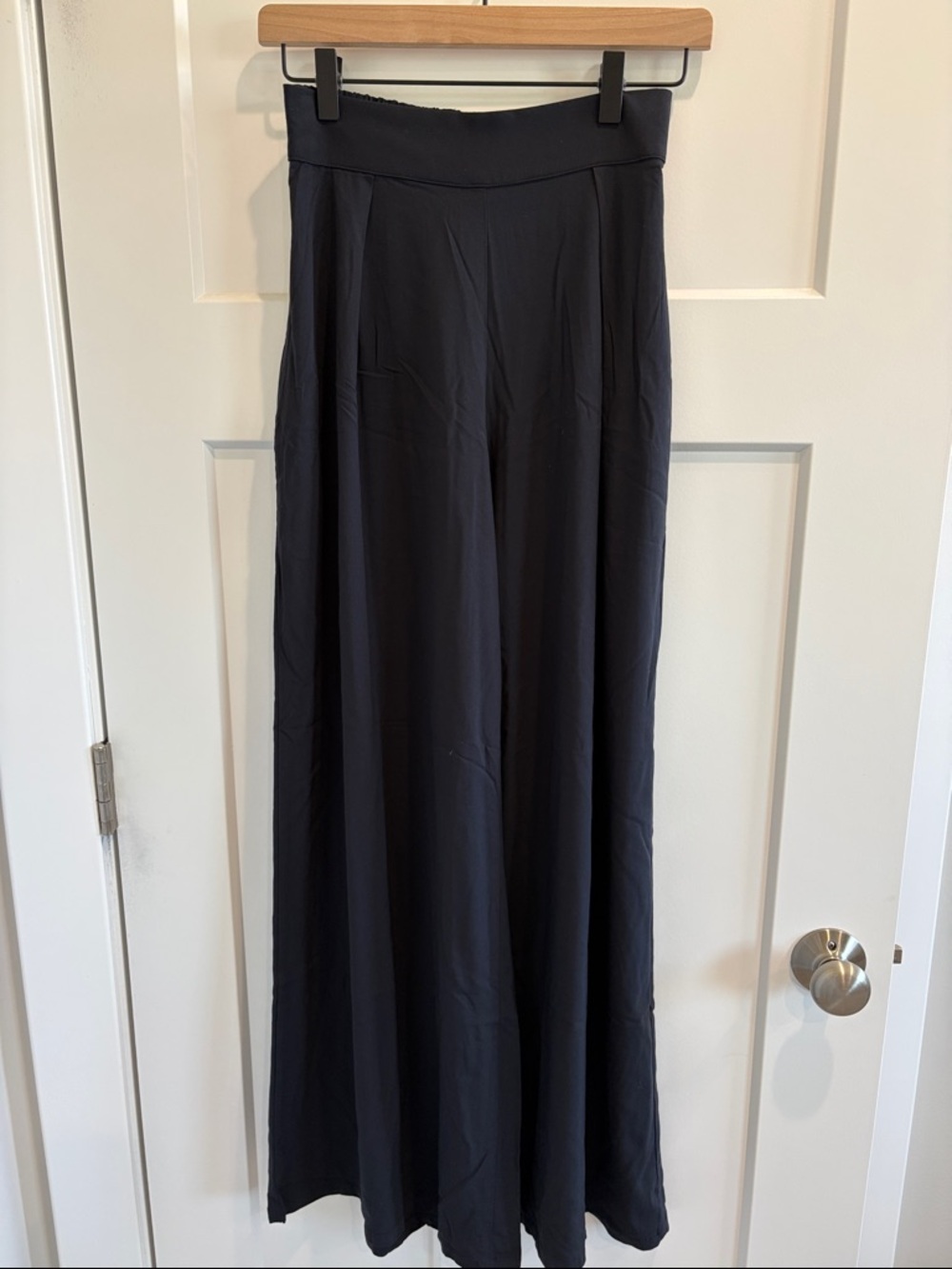Women's Shore navy blue wide-leg Pants